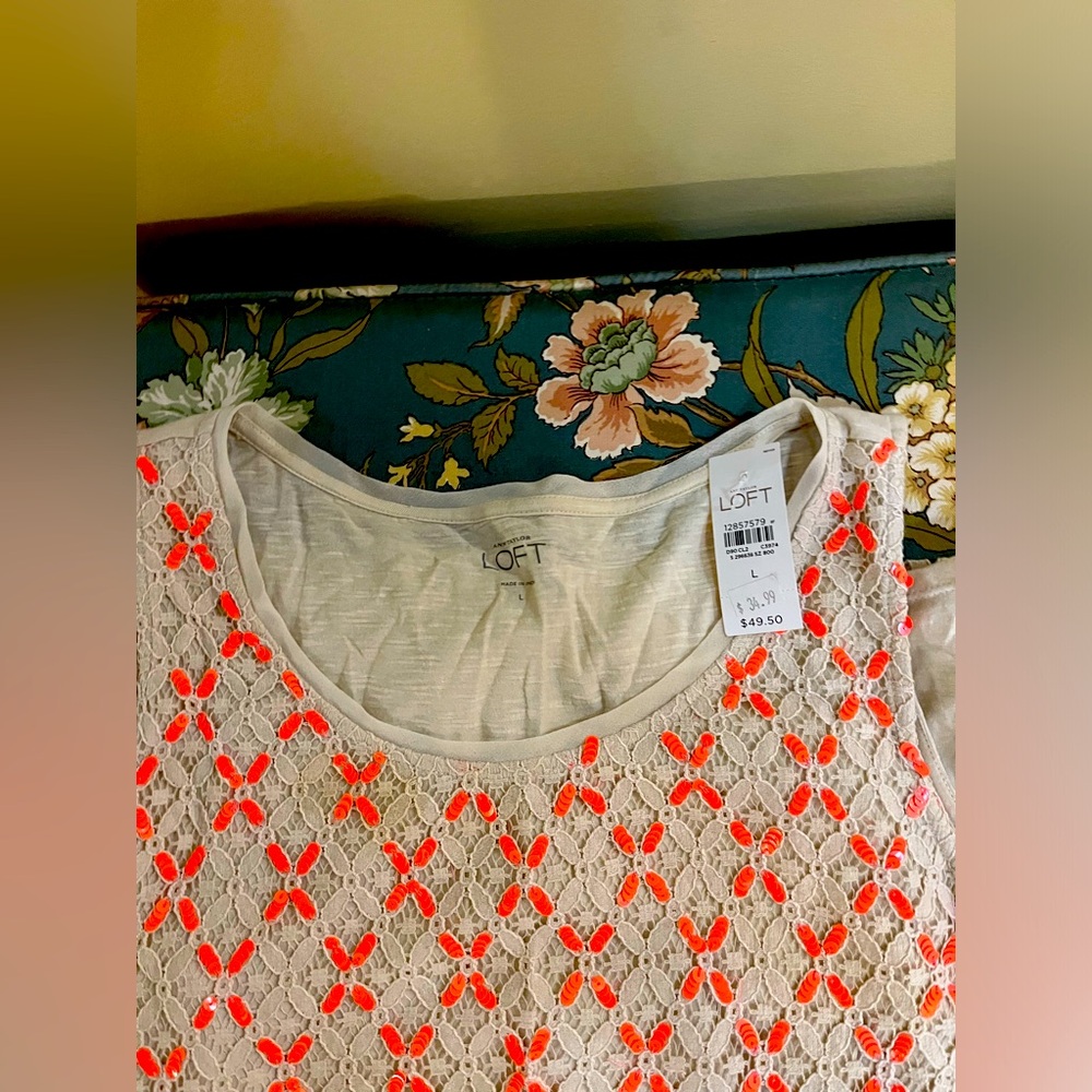 Ann Taylor Loft. Beaded . Size L. Beautiful , Shell Tank.New w tag.